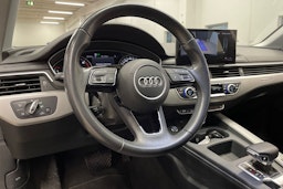 musta Audi A4 2020 kuva 29.