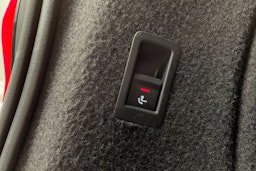 musta Audi A4 2020 kuva 32.