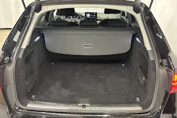 musta Audi A4 2021 kuva 11.