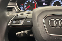 musta Audi A4 2021 kuva 14.