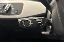 musta Audi A4 2021 kuva 16.