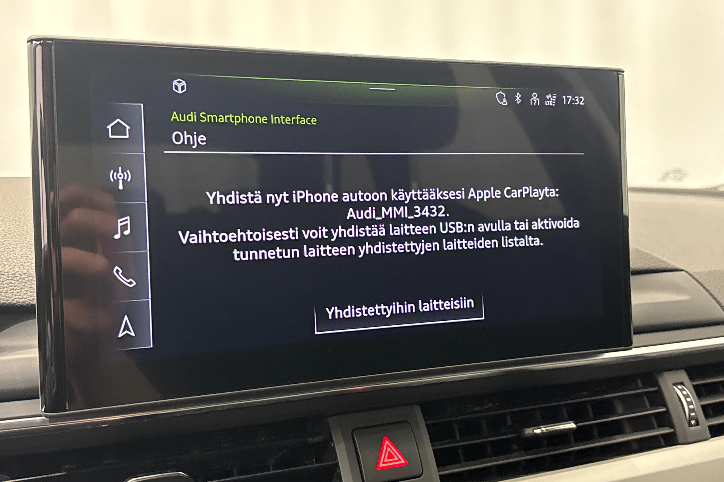 musta Audi A4 2021 kuva 22.