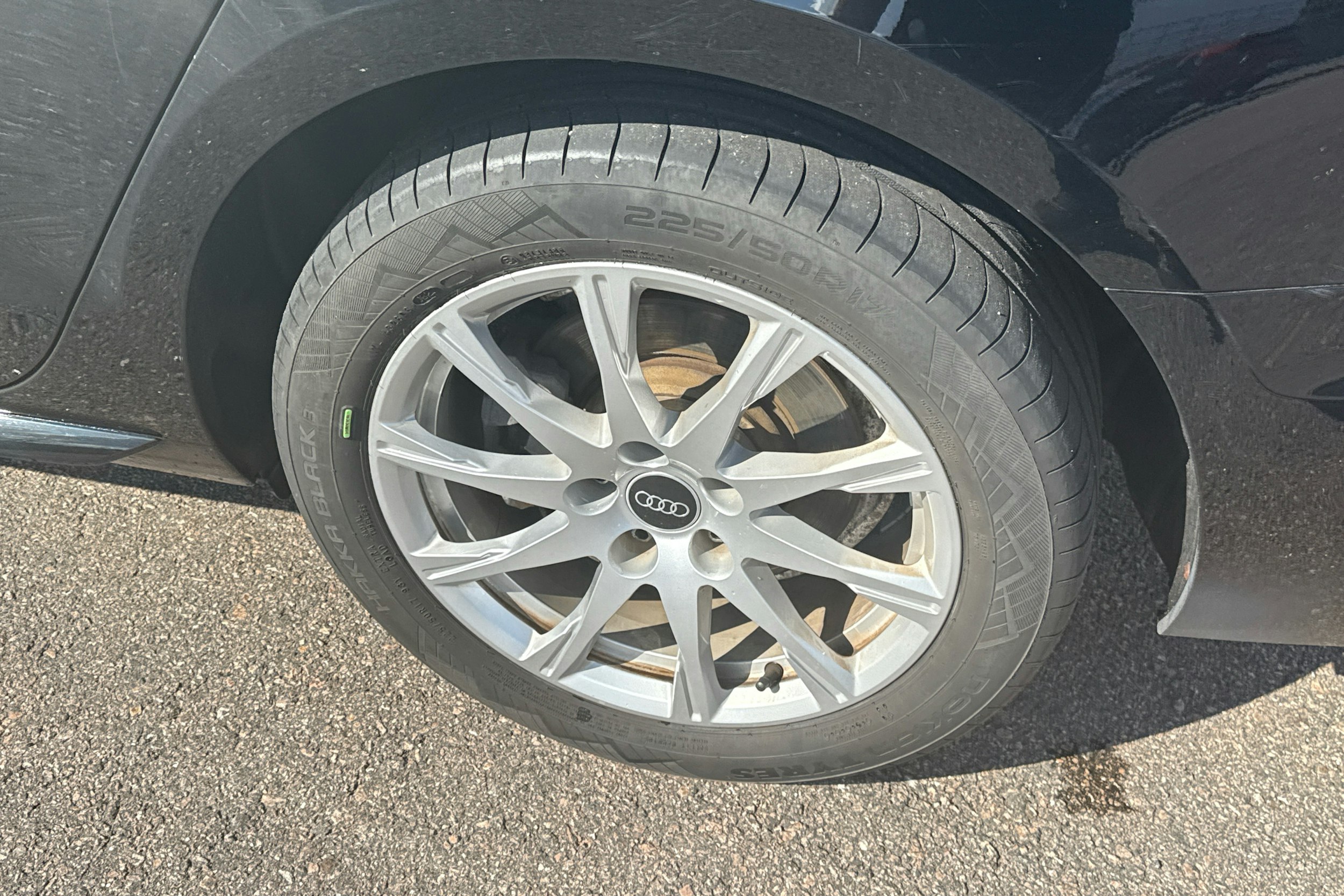 musta Audi A4 2021 kuva 9.
