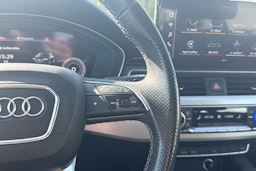 musta Audi A4 2021 kuva 13.