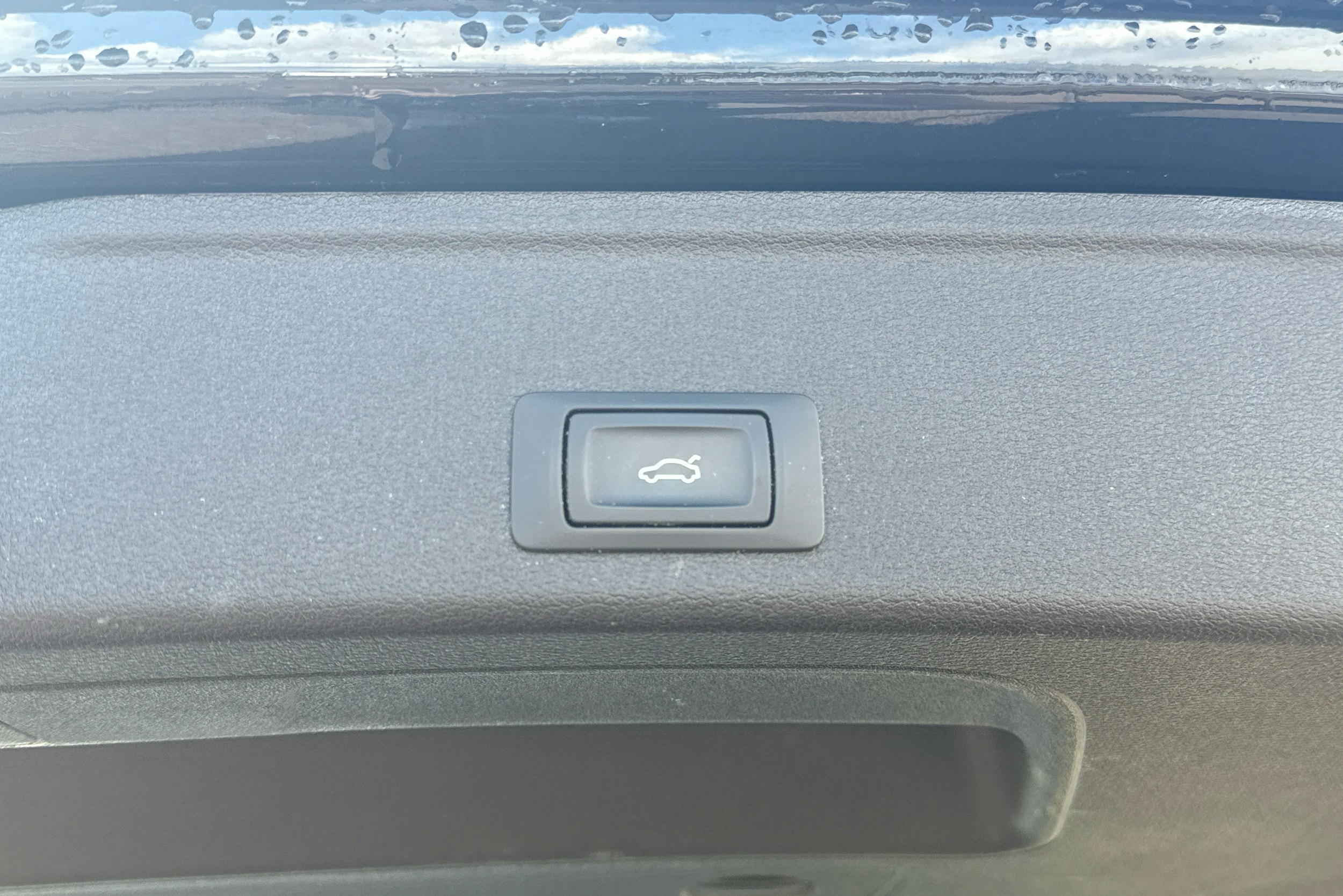musta Audi A4 2021 kuva 21.