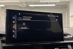 musta Audi A4 2021 kuva 27.