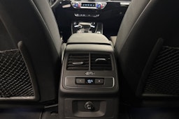 musta Audi A4 2021 kuva 35.