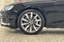 musta Audi A4 2021 kuva 38.