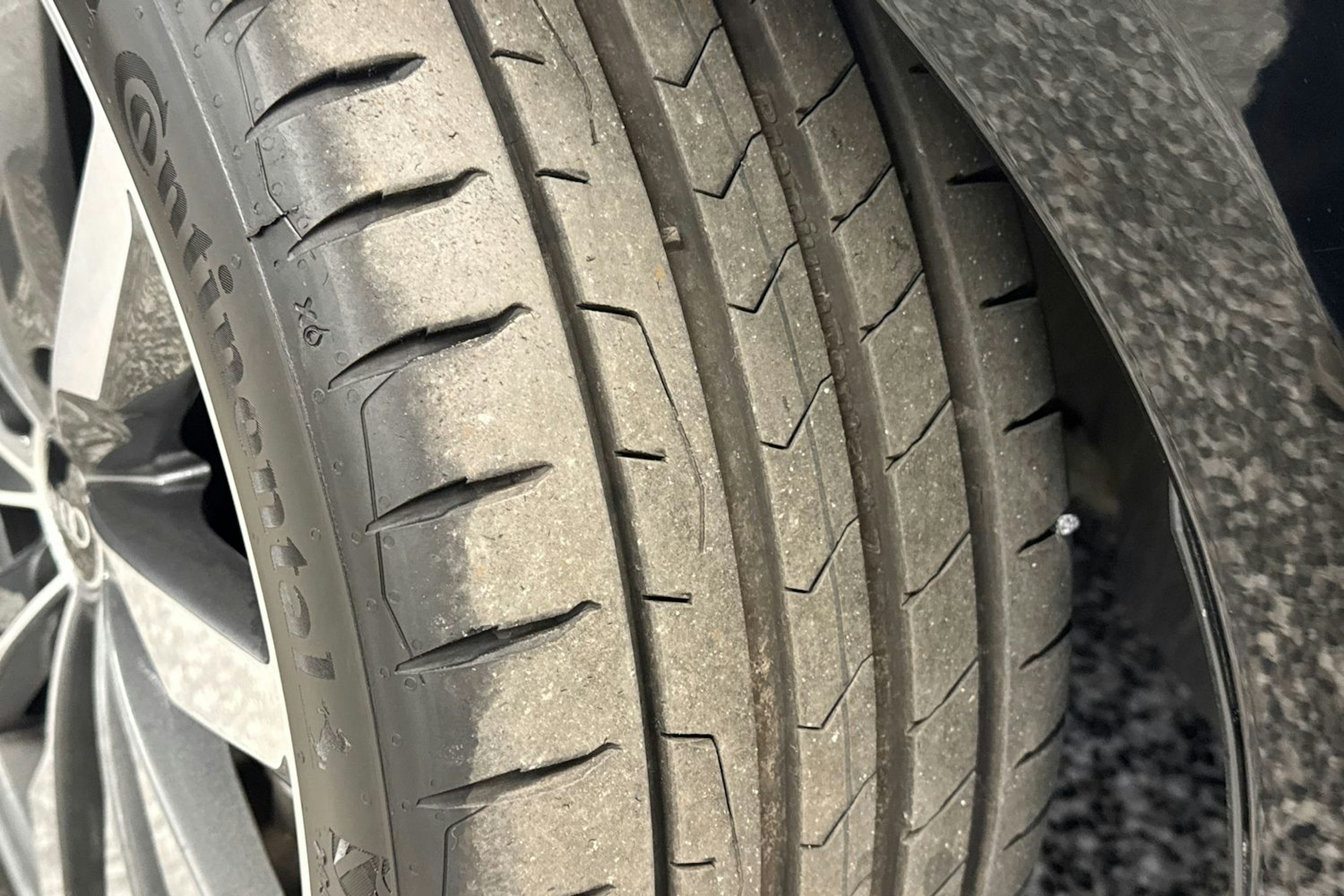 musta Audi A4 2021 kuva 39.