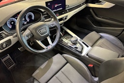 punainen Audi A4 2021 kuva 3.