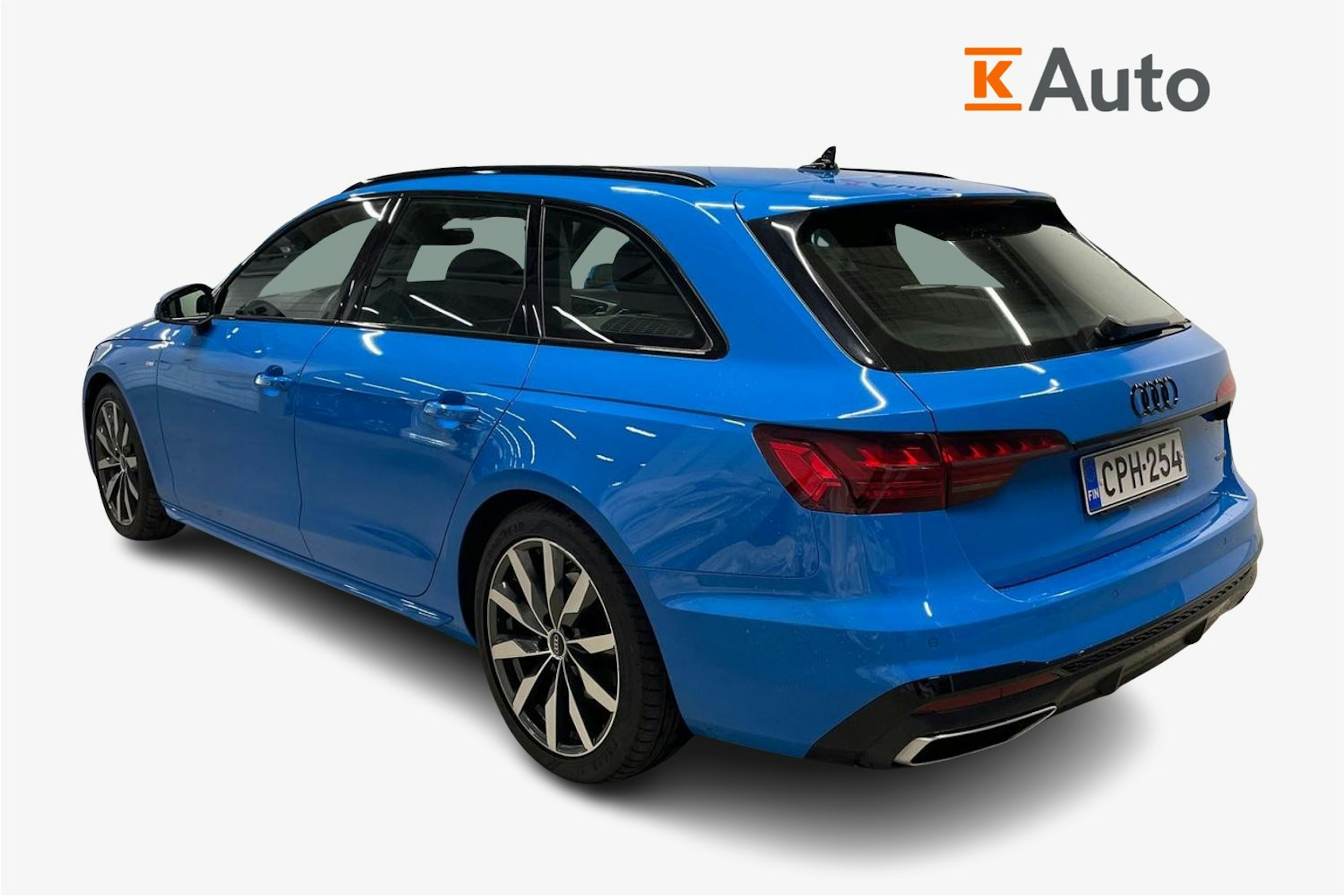 sininen Audi A4 2021 kuva 2.