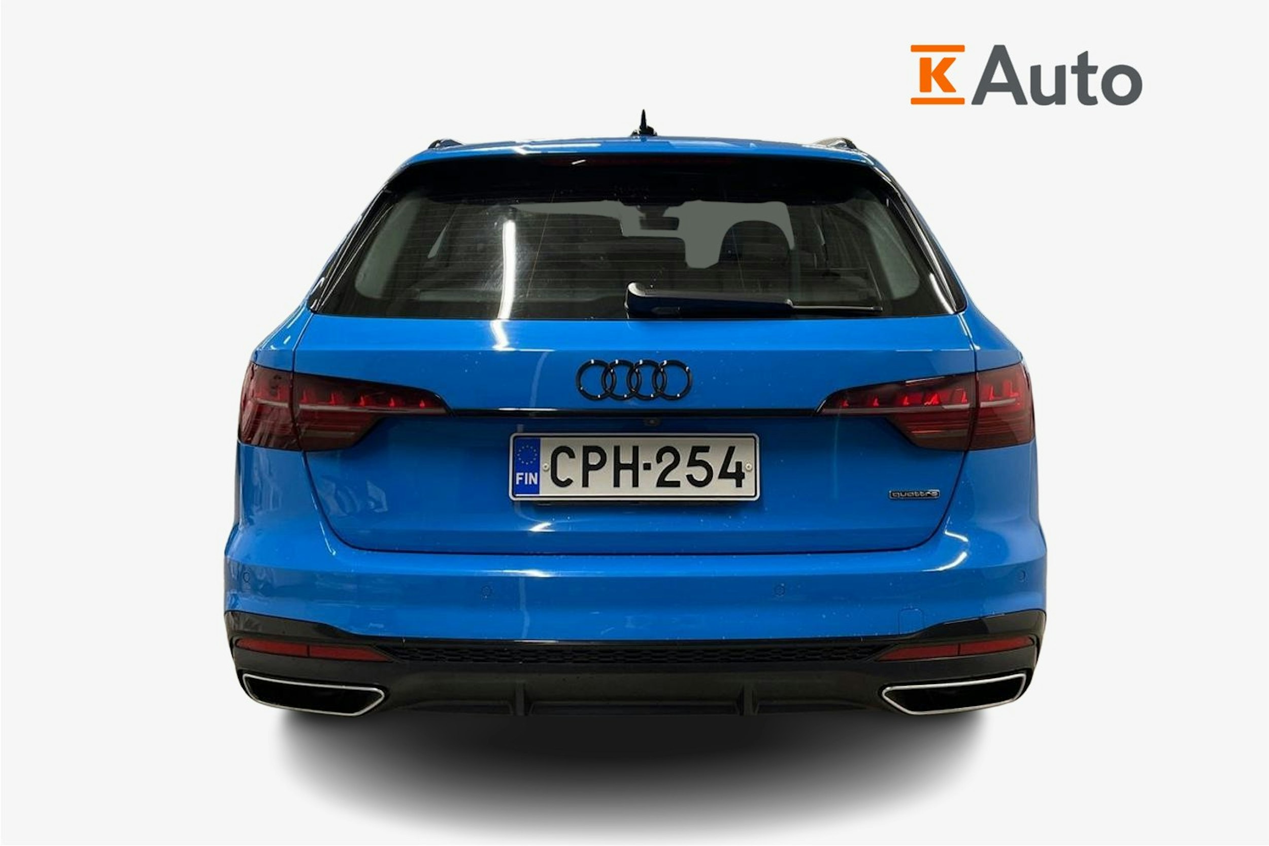 sininen Audi A4 2021 kuva 3.