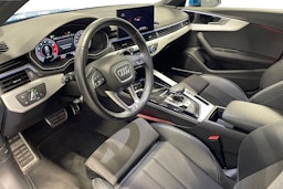 sininen Audi A4 2021 kuva 7.