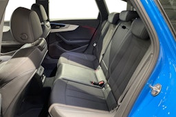 sininen Audi A4 2021 kuva 10.