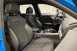 sininen Audi A4 2021 kuva 30.