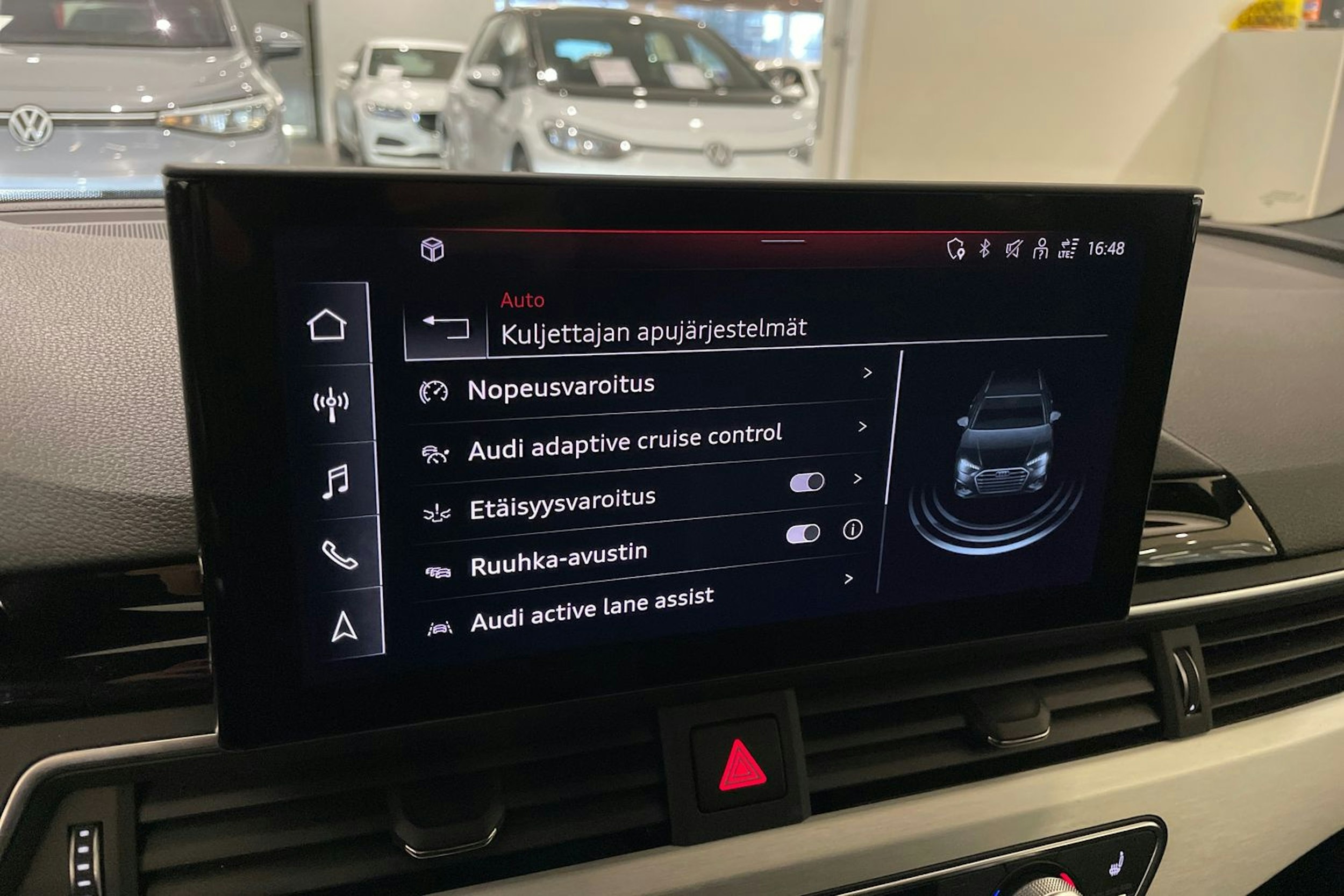 met. valkoinen Audi A4 2021 kuva 22.