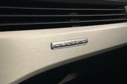 met. valkoinen Audi A4 2021 kuva 24.