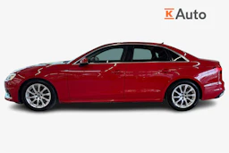 Punainen Audi A4 2021 kuva 7.