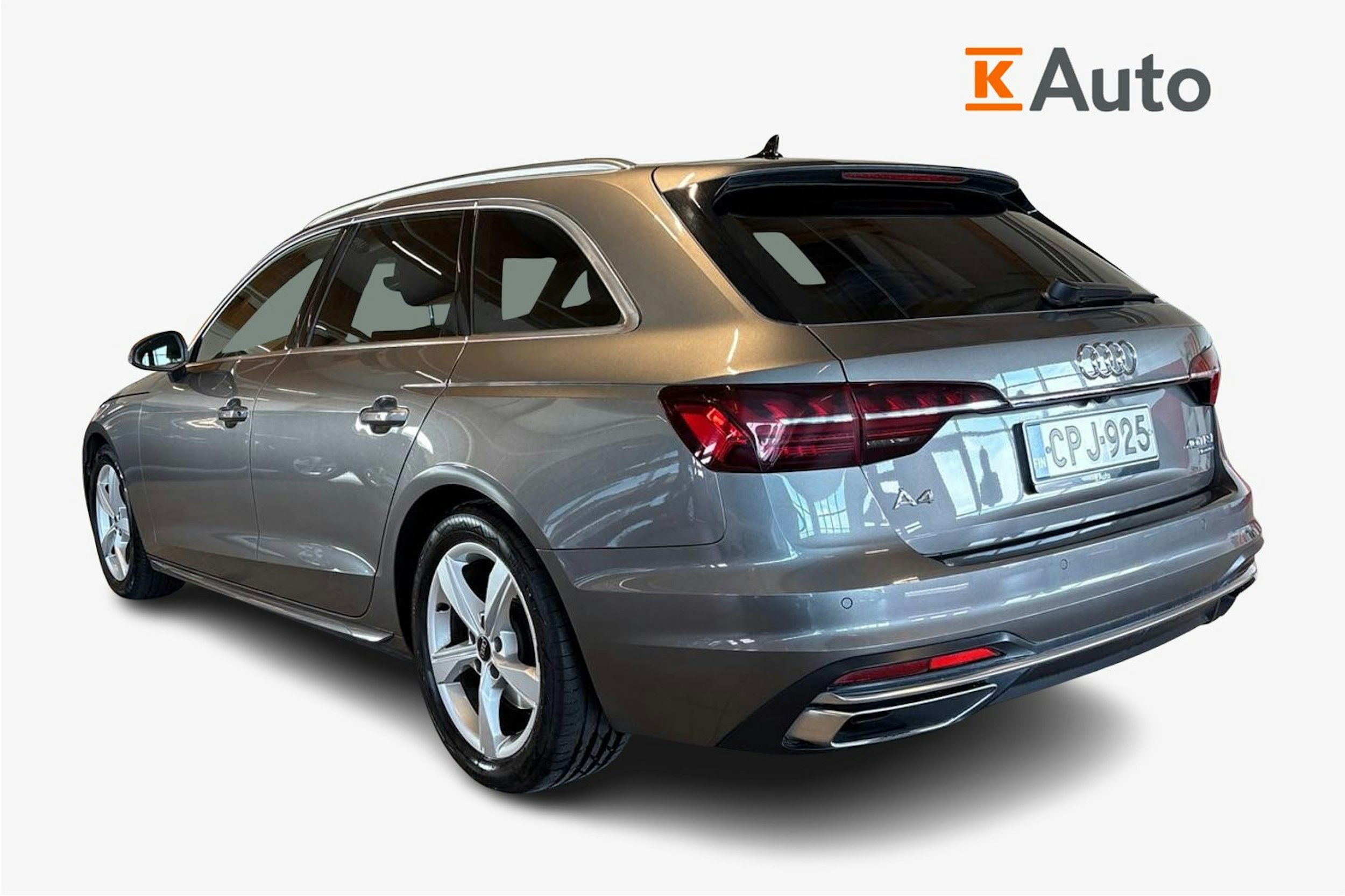 harmaa Audi A4 2021 kuva 2.