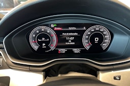 harmaa Audi A4 2021 kuva 14.