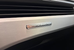 harmaa Audi A4 2021 kuva 35.