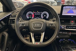 Valkoinen Audi A4 2021 kuva 27.