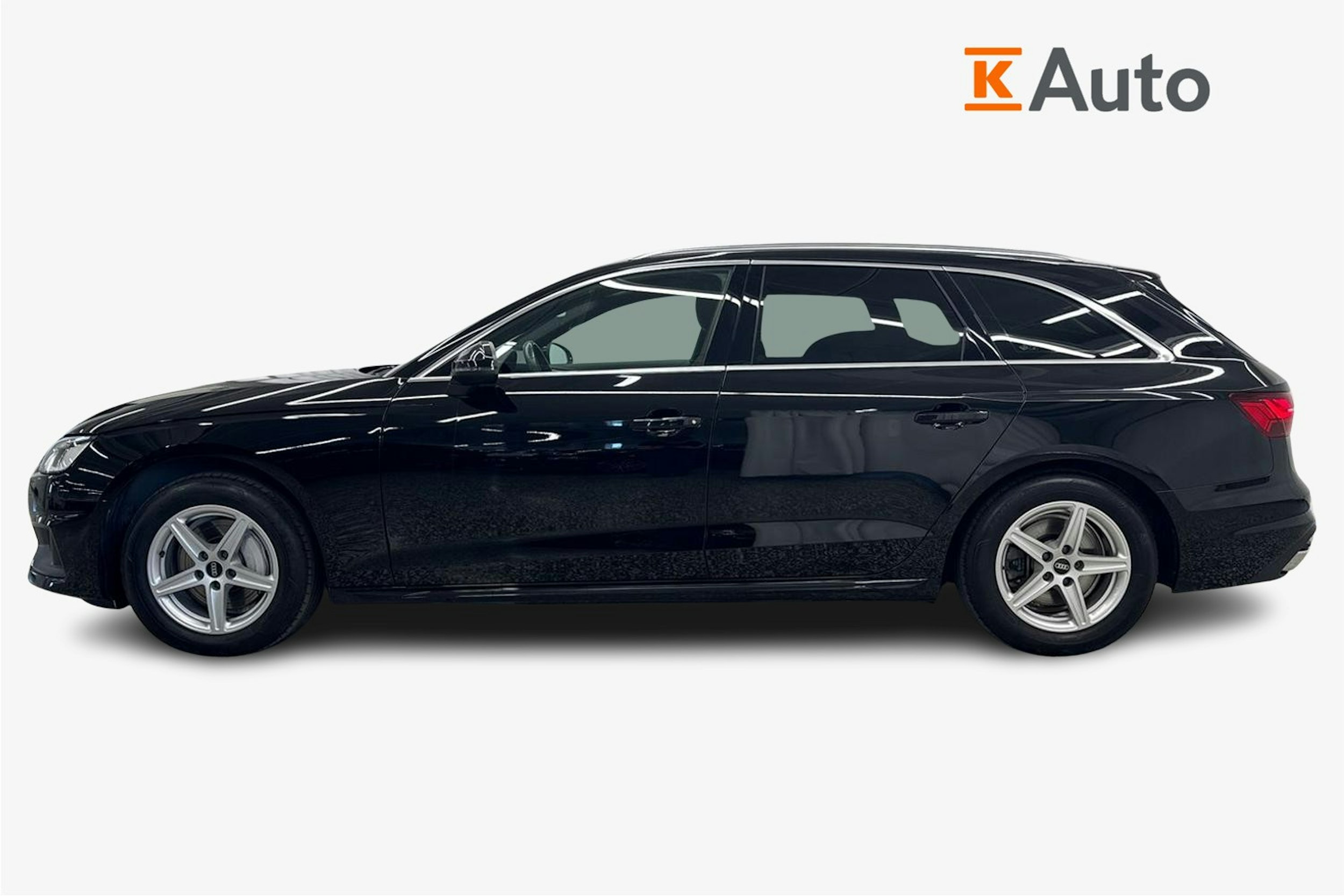 musta Audi A4 2021 kuva 6.
