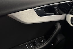 musta Audi A4 2021 kuva 19.