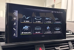 musta Audi A4 2021 kuva 23.