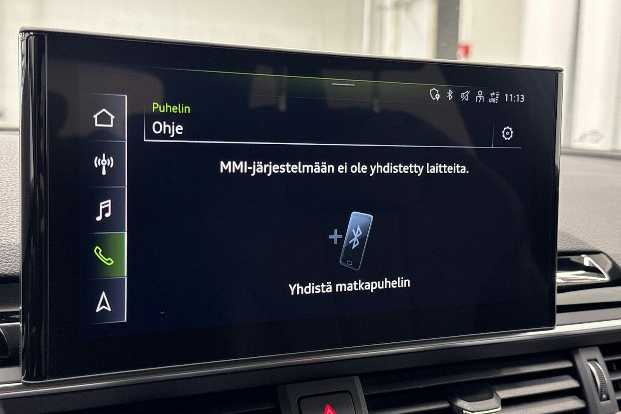 musta Audi A4 2021 kuva 26.