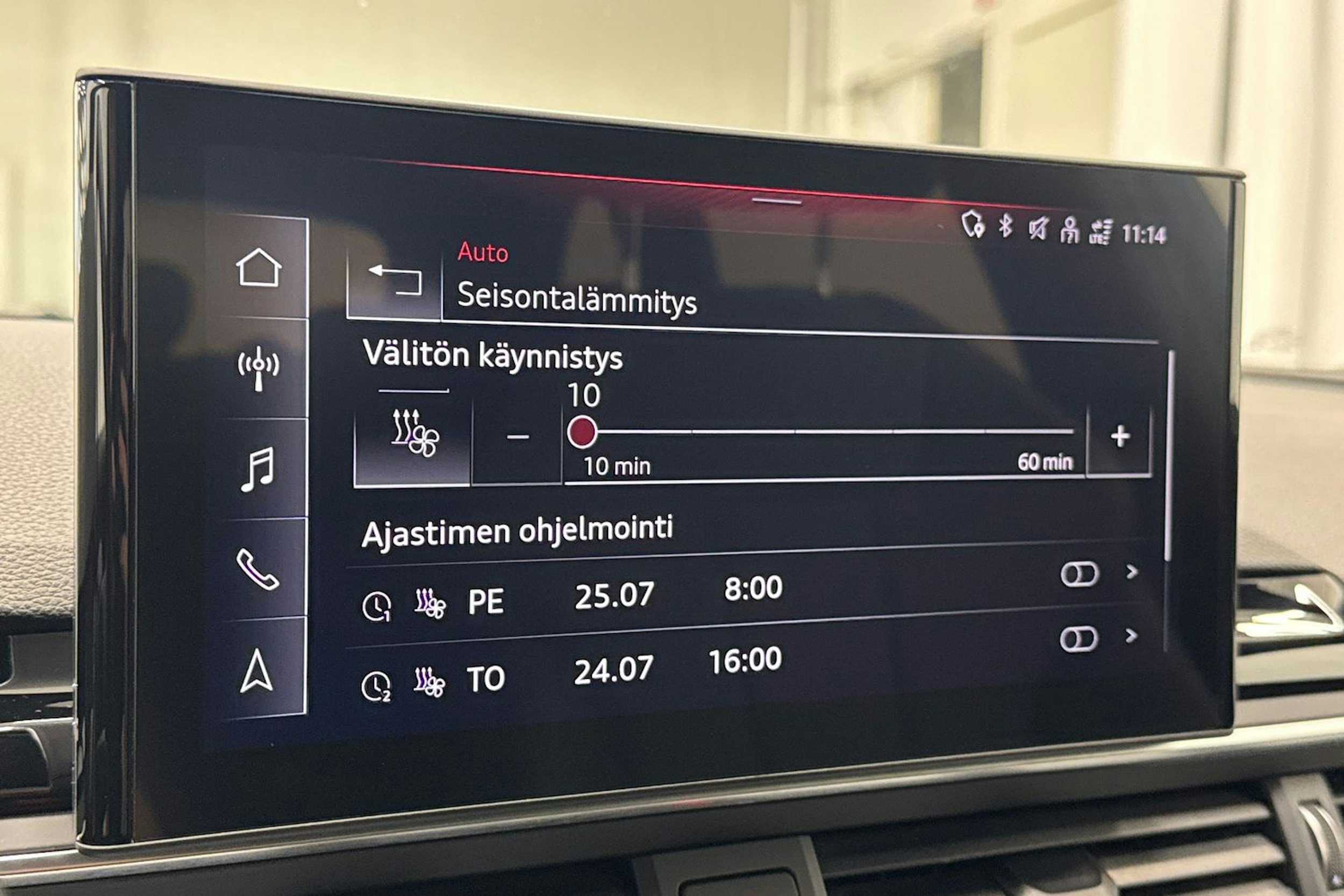 musta Audi A4 2021 kuva 29.
