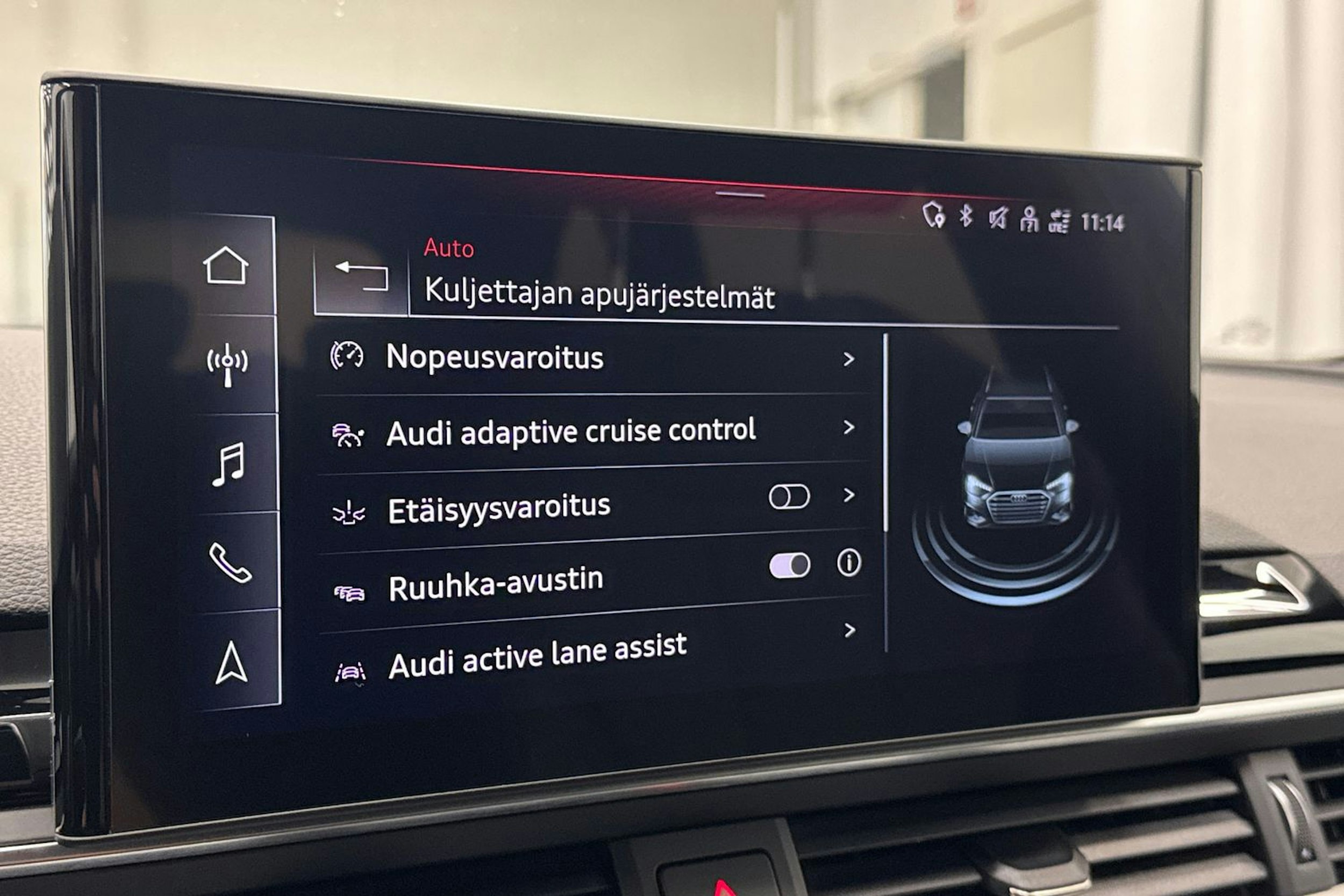 musta Audi A4 2021 kuva 30.
