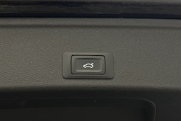 musta Audi A4 2021 kuva 39.