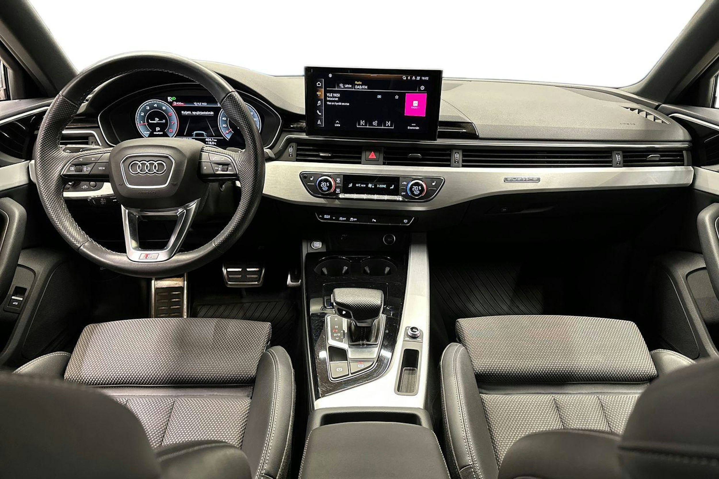 valkoinen Audi A4 2021 kuva 9.