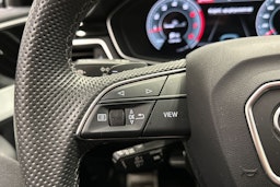valkoinen Audi A4 2021 kuva 31.