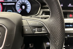valkoinen Audi A4 2021 kuva 32.