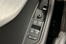 valkoinen Audi A4 2021 kuva 34.