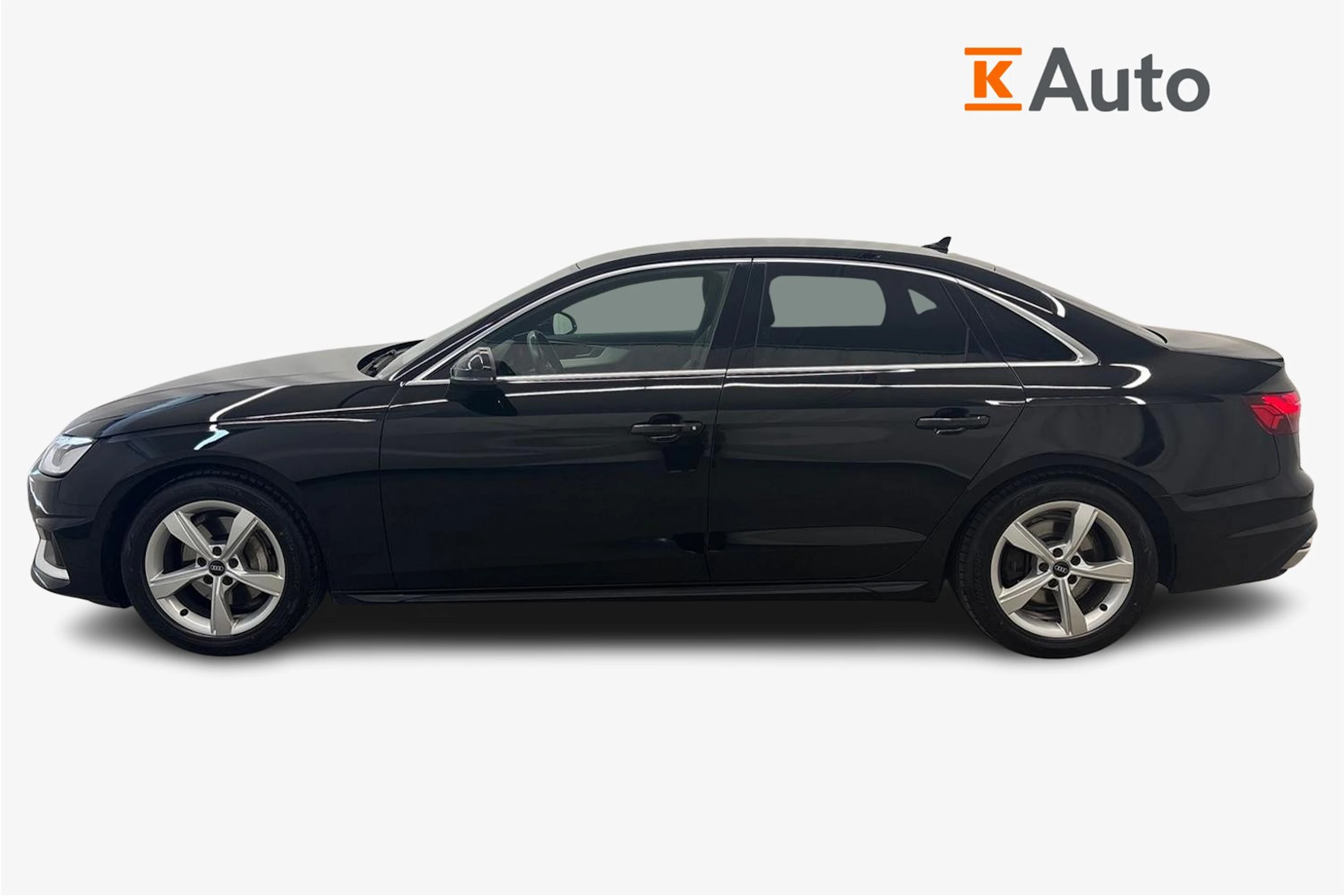 musta Audi A4 2021 kuva 5.