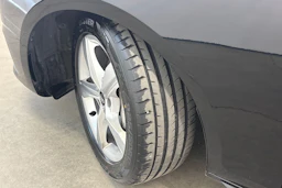 musta Audi A4 2021 kuva 10.