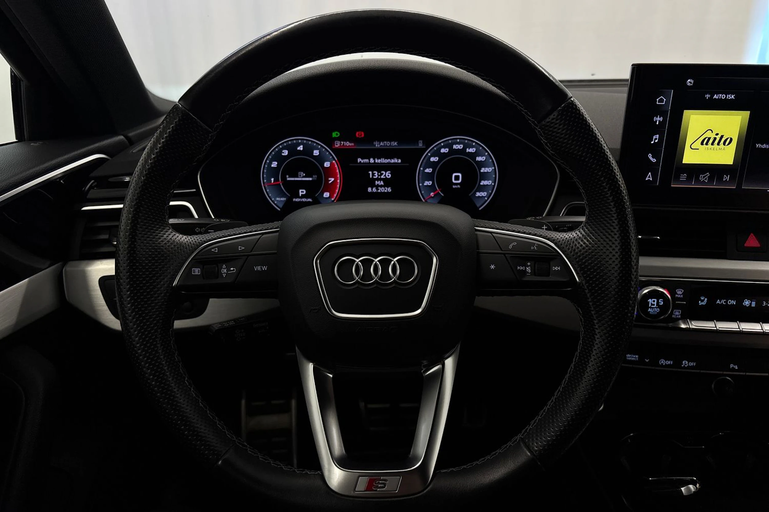 musta Audi A4 2021 kuva 17.