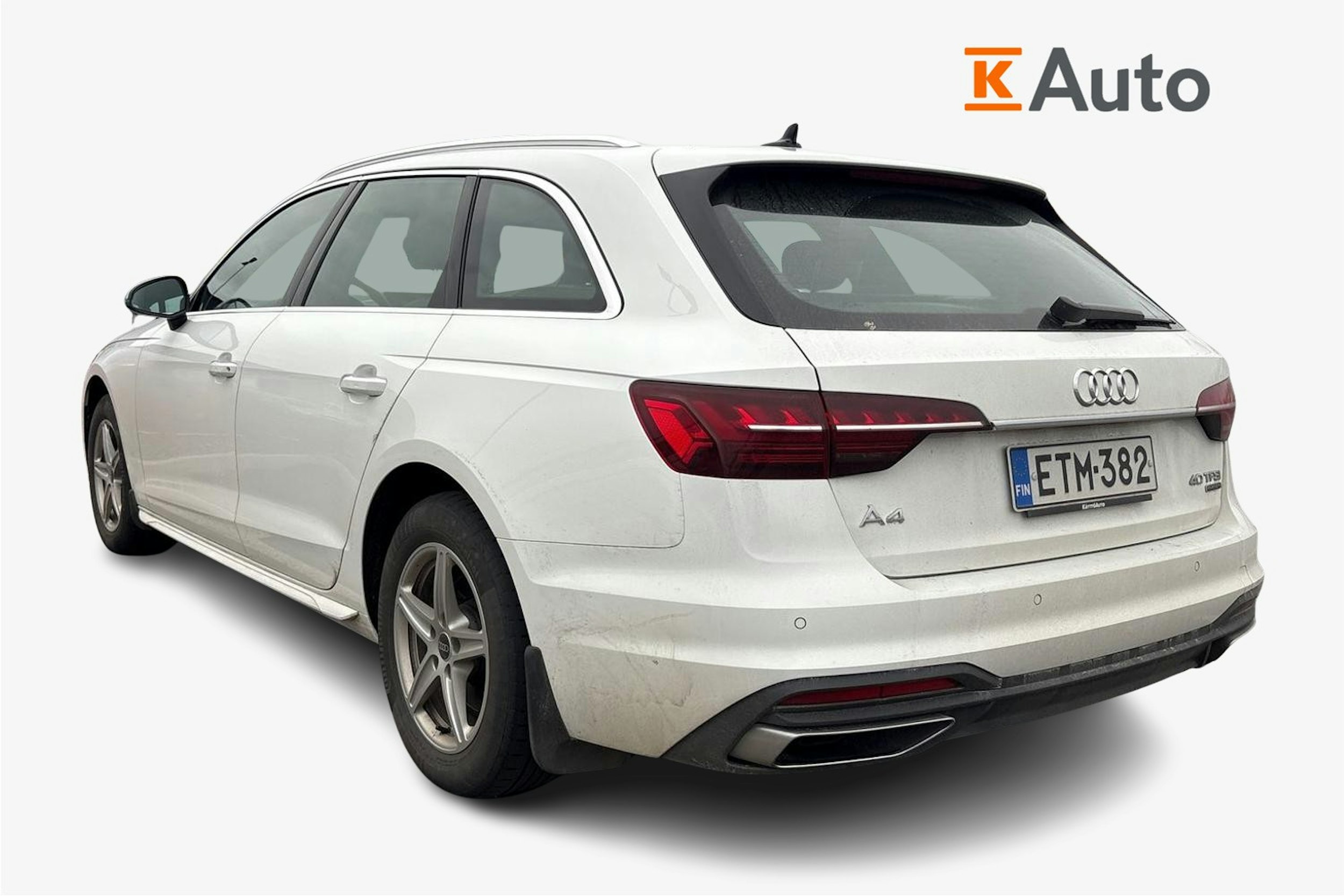 valkoinen Audi A4 2021 kuva 2.