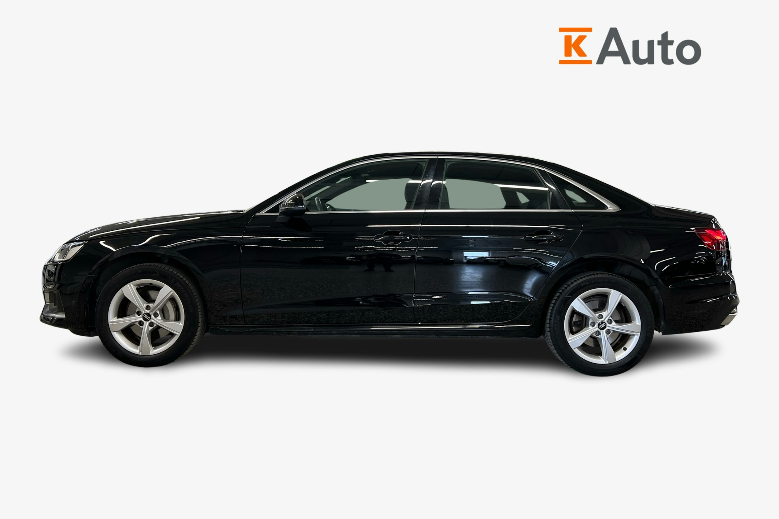 musta Audi A4 2021 kuva 5.