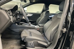 musta Audi A4 2021 kuva 6.