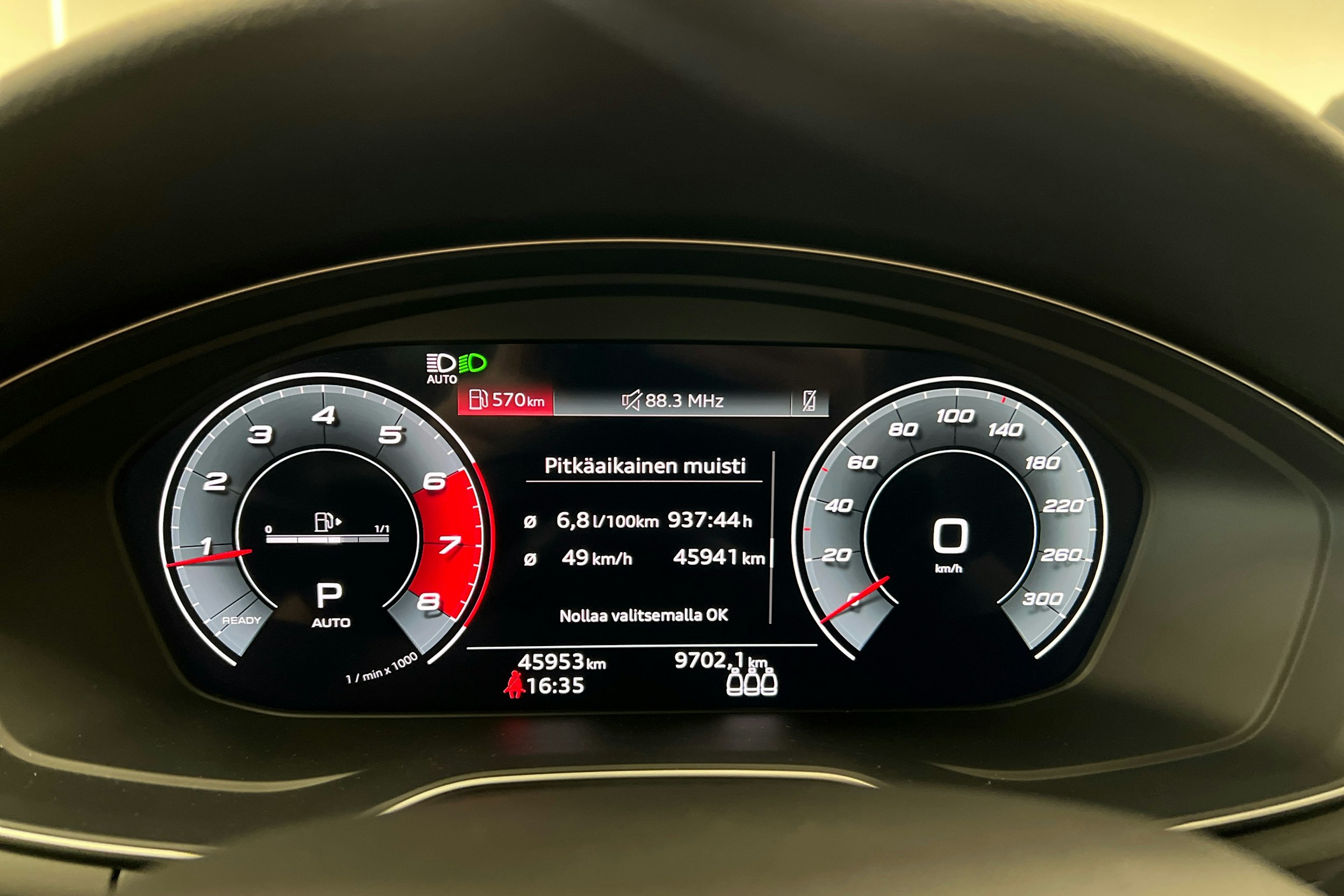 musta Audi A4 2021 kuva 15.