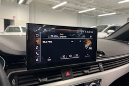 musta Audi A4 2021 kuva 16.