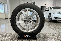 musta Audi A4 2021 kuva 23.