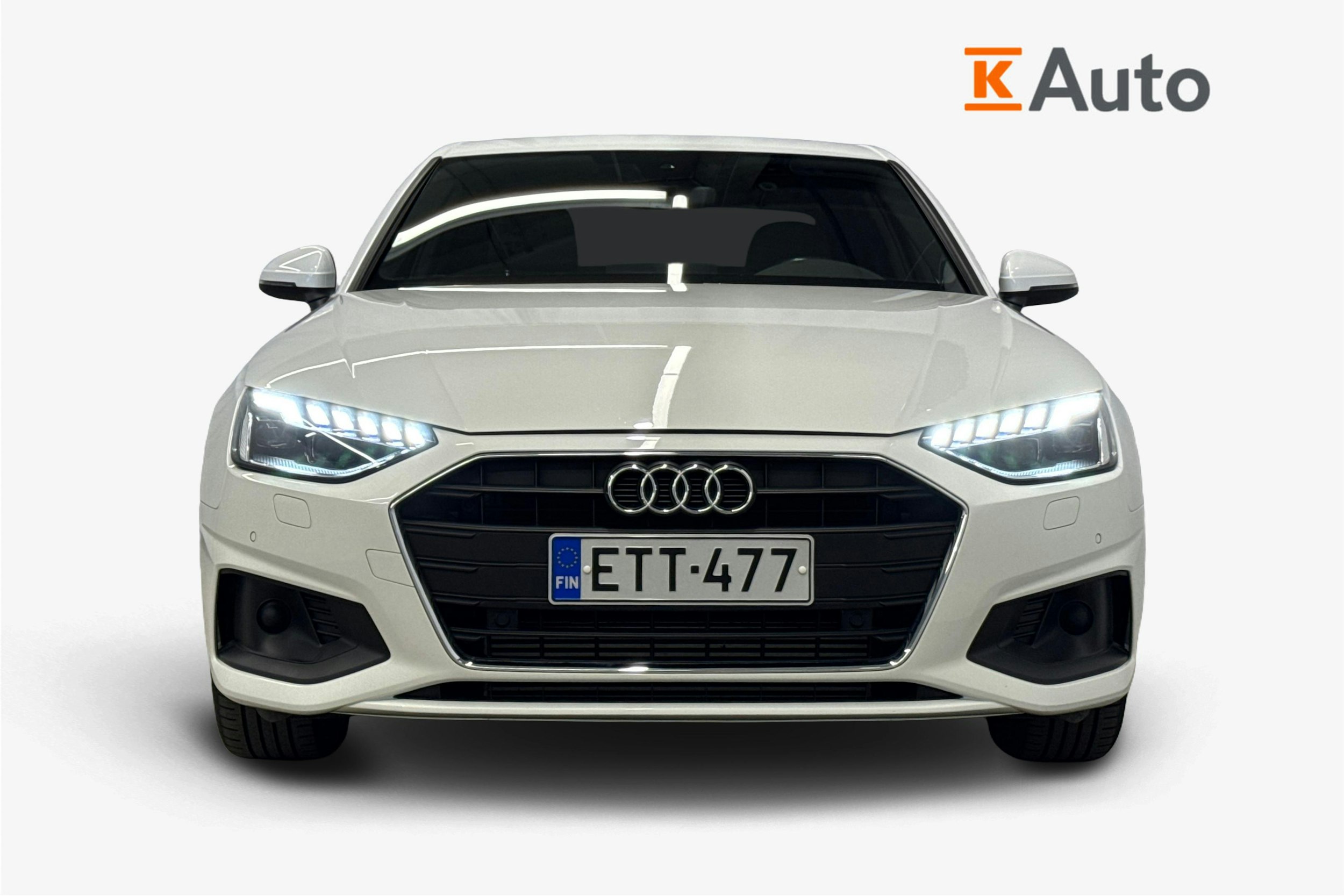 valkoinen Audi A4 2021 kuva 5.