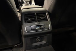 valkoinen Audi A4 2021 kuva 26.