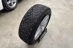 valkoinen Audi A4 2021 kuva 28.