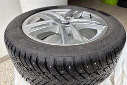 vihreä Audi A4 2021 kuva 12.